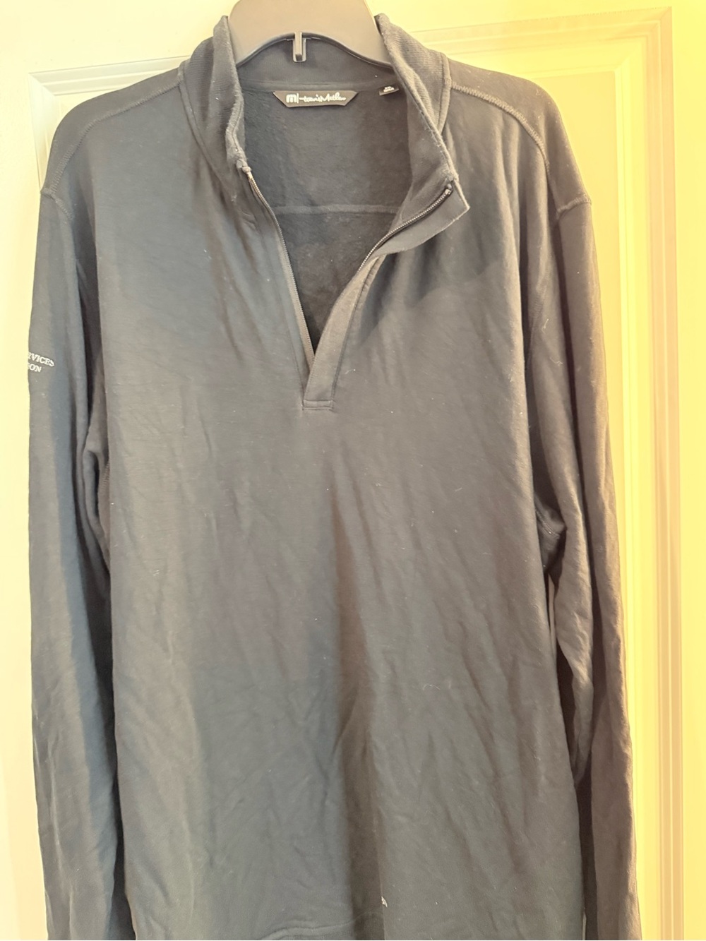 Travis Mathew Men's Long Sleeve Quarter Zip Sweater - Navy
